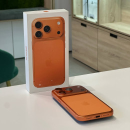 Apple iPhone 17 Pro 256 ГБ (eSIM) «Оранжевый»