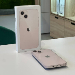 Apple iPhone 13 128 ГБ Розовый
