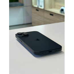 Apple iPhone 15 128 ГБ Черный