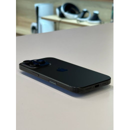 Apple iPhone 16 Pro 256 ГБ, «Титановый черный »