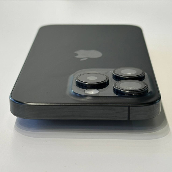 Apple iPhone 15 Pro 128 ГБ (eSIM + nano SIM) Титановый черный — фото 4