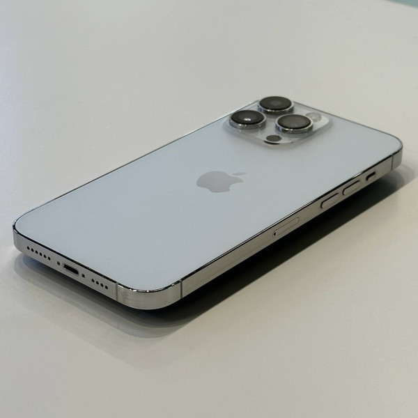 Apple iPhone 14 Pro Max 256 ГБ (eSIM + SIM) Серебристый — фото 2
