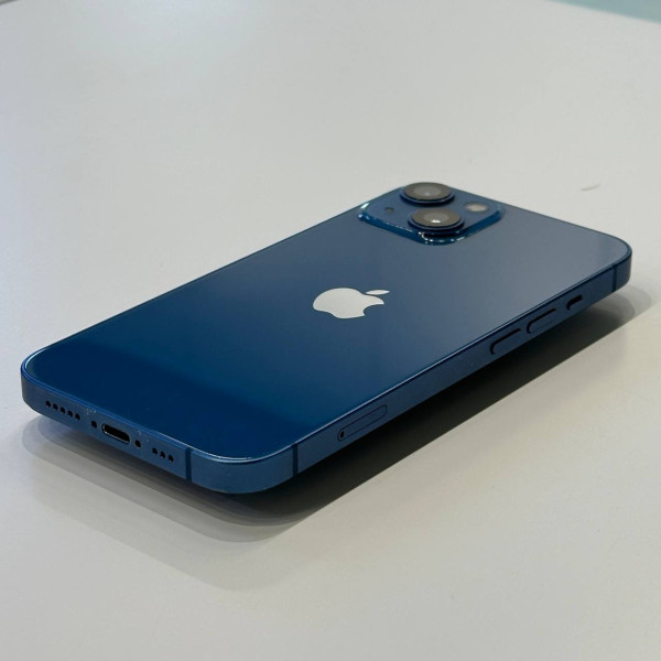 Apple iPhone 13 128 ГБ Cиний — фото 2