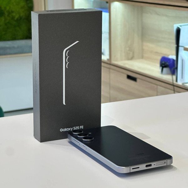 Samsung Galaxy S25 FE 256 ГБ Черный