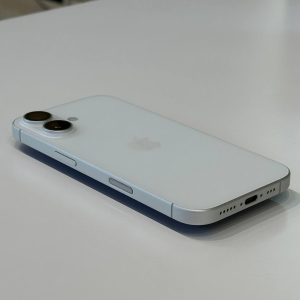 Apple iPhone 17 256 ГБ (eSIM) Белый — фото 3