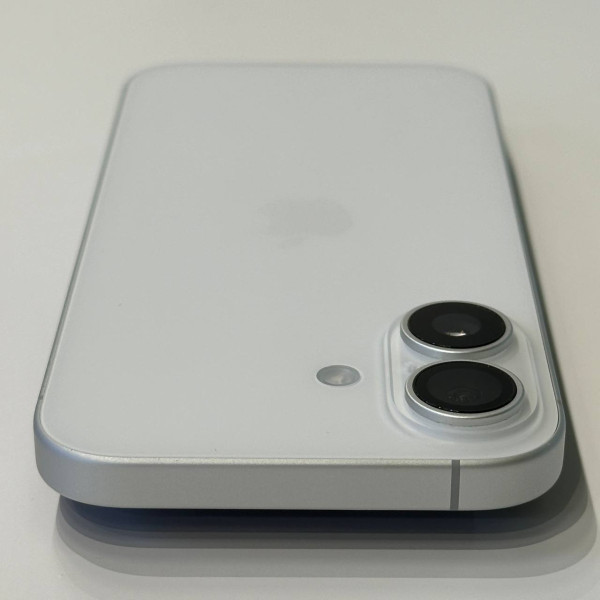 Apple iPhone 17 256 ГБ (eSIM) Белый — фото 4