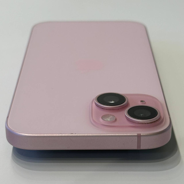 Apple iPhone 15 256 ГБ (eSIM) Розовый — фото 3
