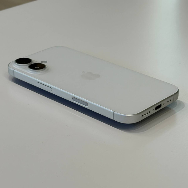 Apple iPhone 16 128 ГБ (eSIM + nano SIM) Белый — фото 3