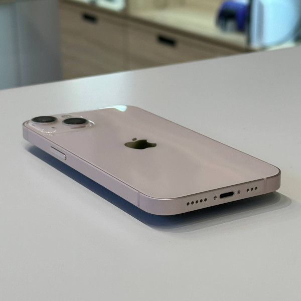 Apple iPhone 13 128 ГБ Розовый